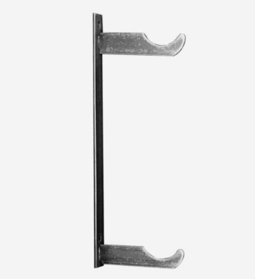 Кронштейн чугунного радиатора